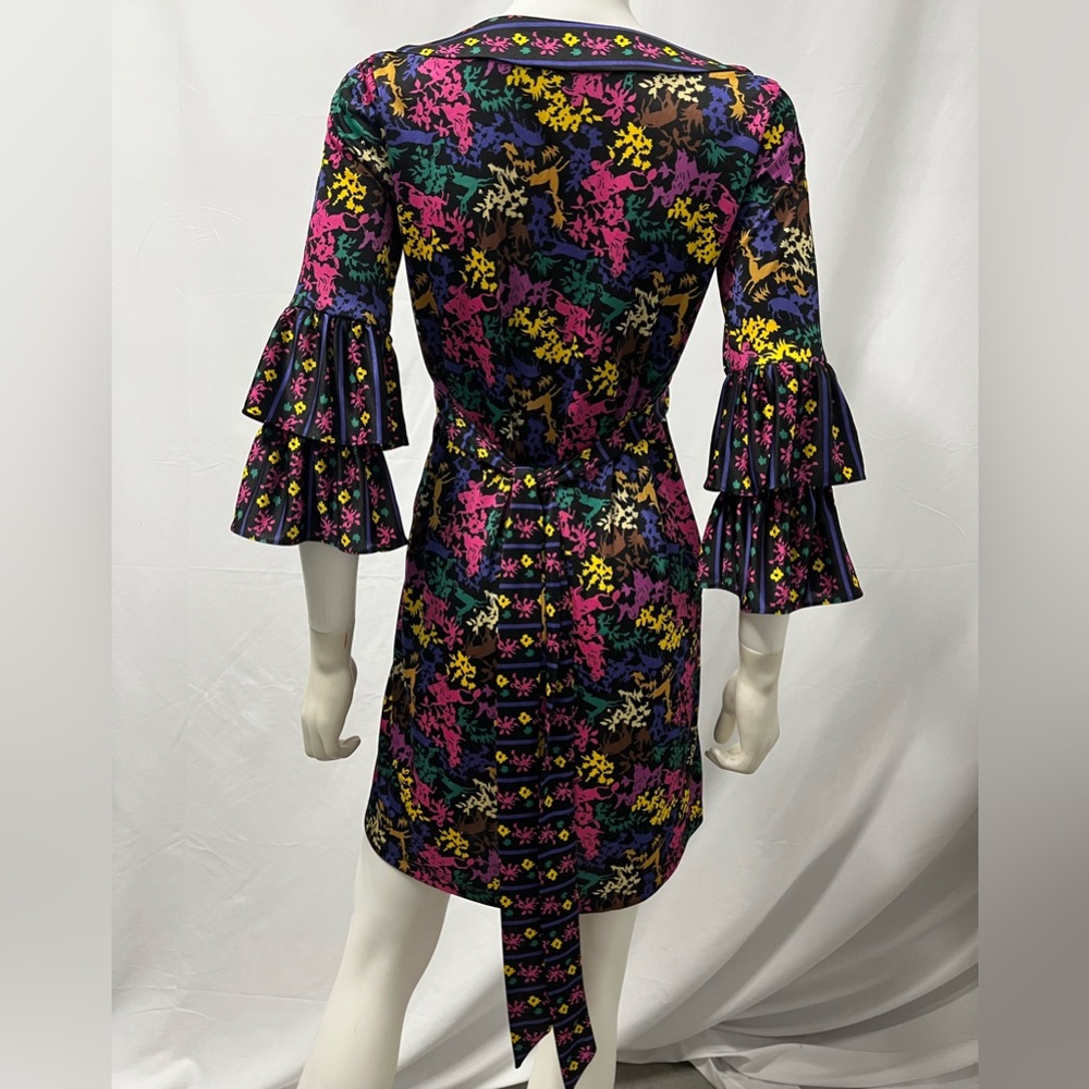 VTG Betsey Johnson Mini Dress Women 2 Black Graphic Jersey Knit Ruffles - Picture 10 of 10
